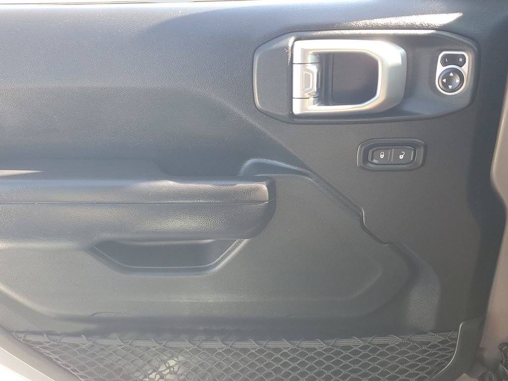 Used 2020 Jeep Wrangler Unlimited Sport S image 24