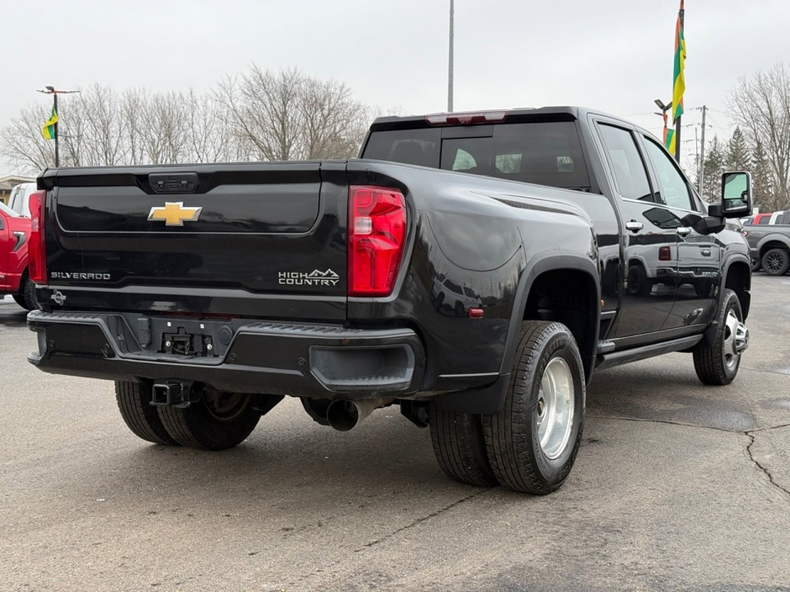 Used 2023 Chevrolet Silverado 3500 High Country image 8