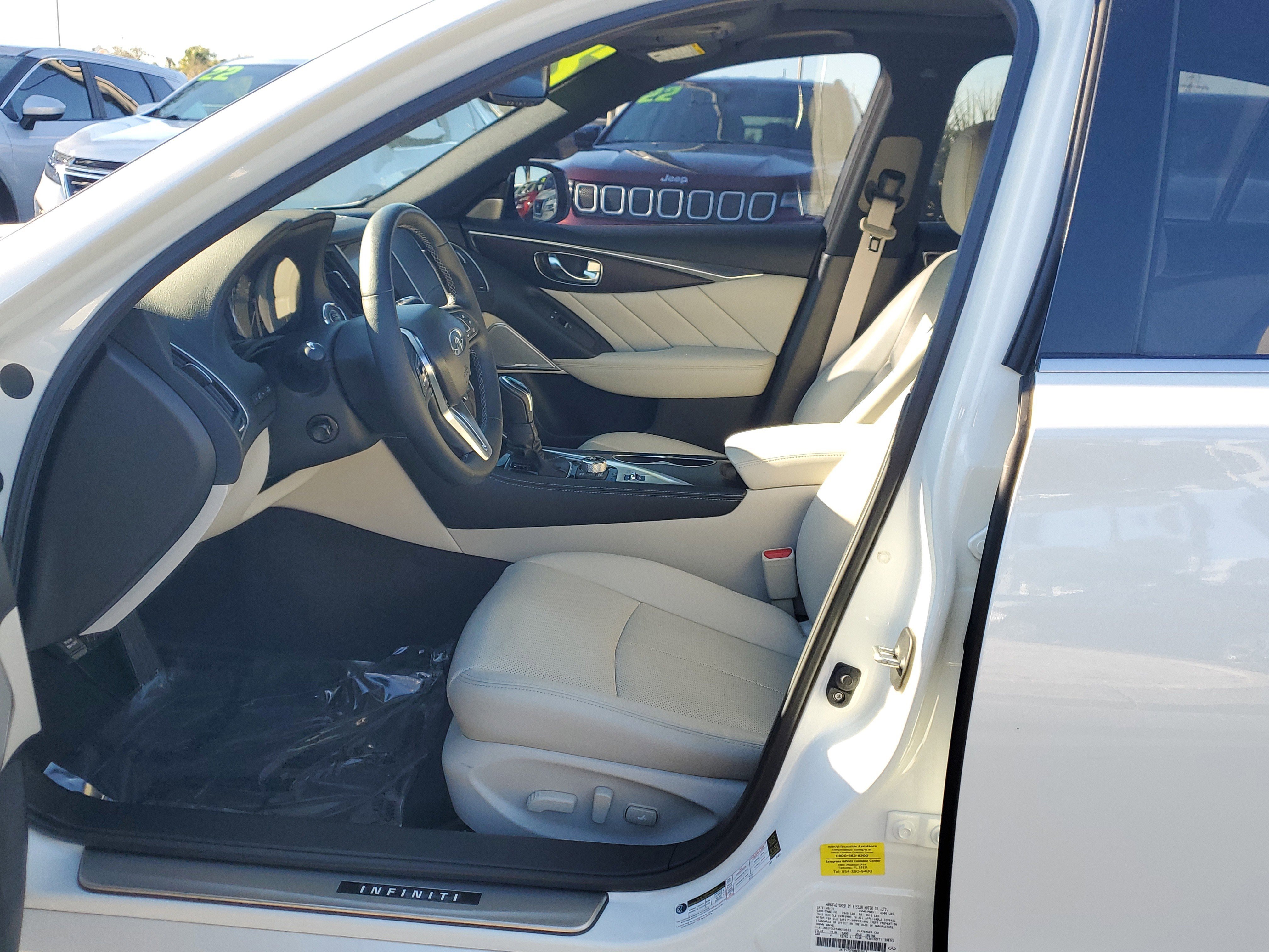 Used 2022 INFINITI Q50 Sensory image 19