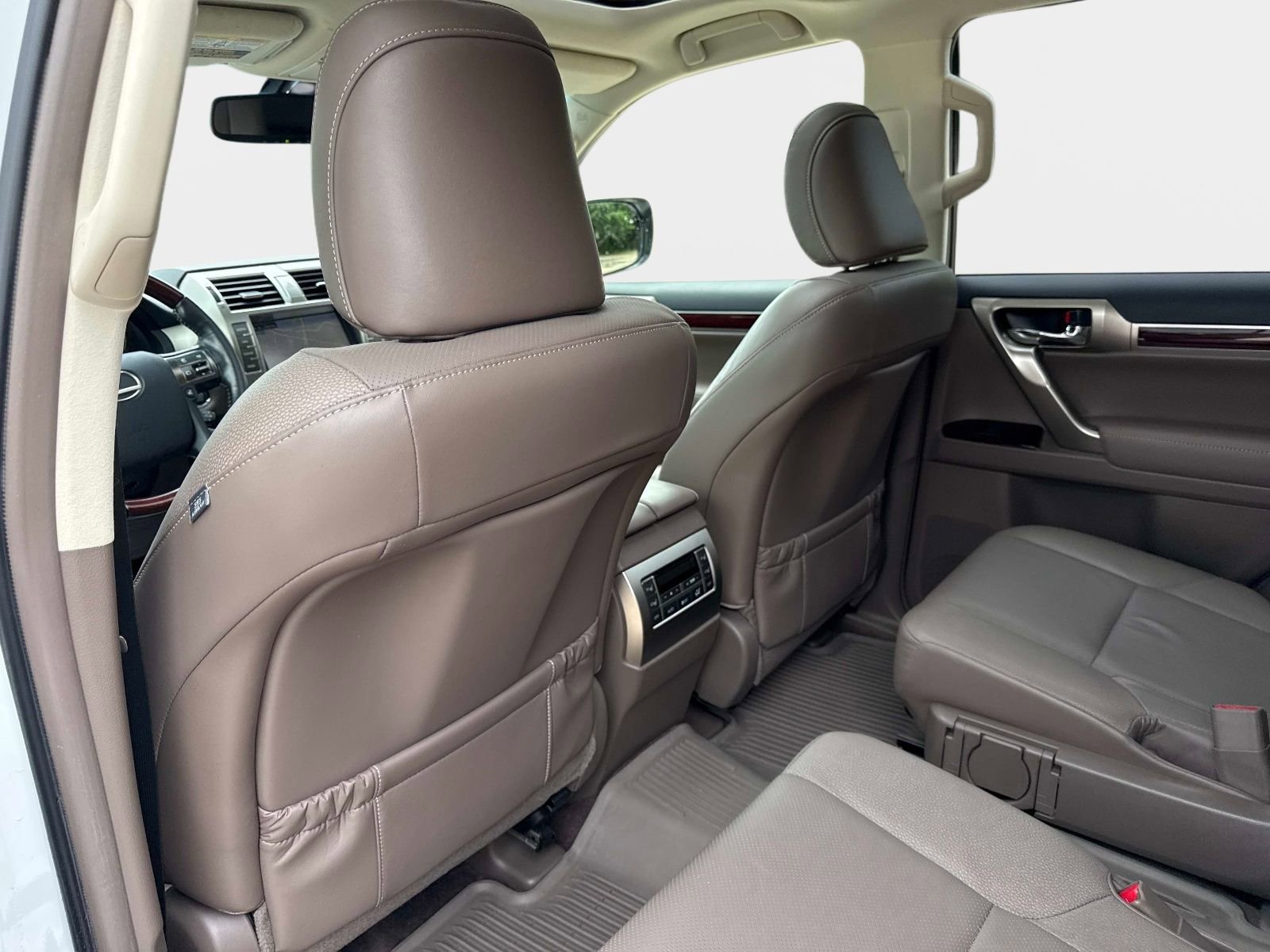 Used 2017 Lexus GX 460 Premium AWD/4WD image 13