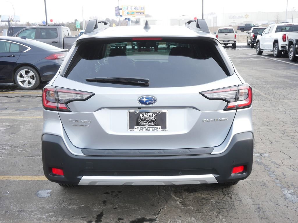 Used 2025 Subaru Outback Limited image 6