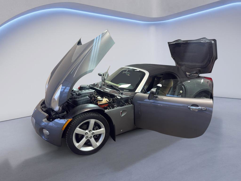Used 2006 Pontiac Solstice Convertible w/ Premium Package RWD image 10