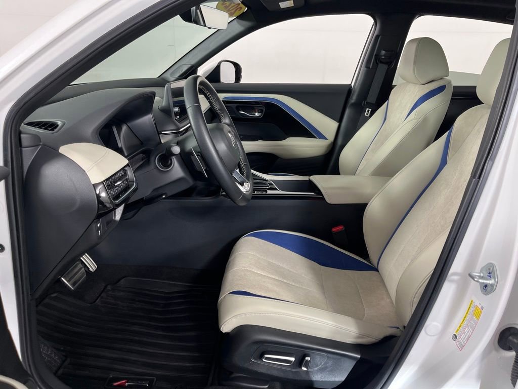 Certified 2025 Acura ADX A-Spec image 25