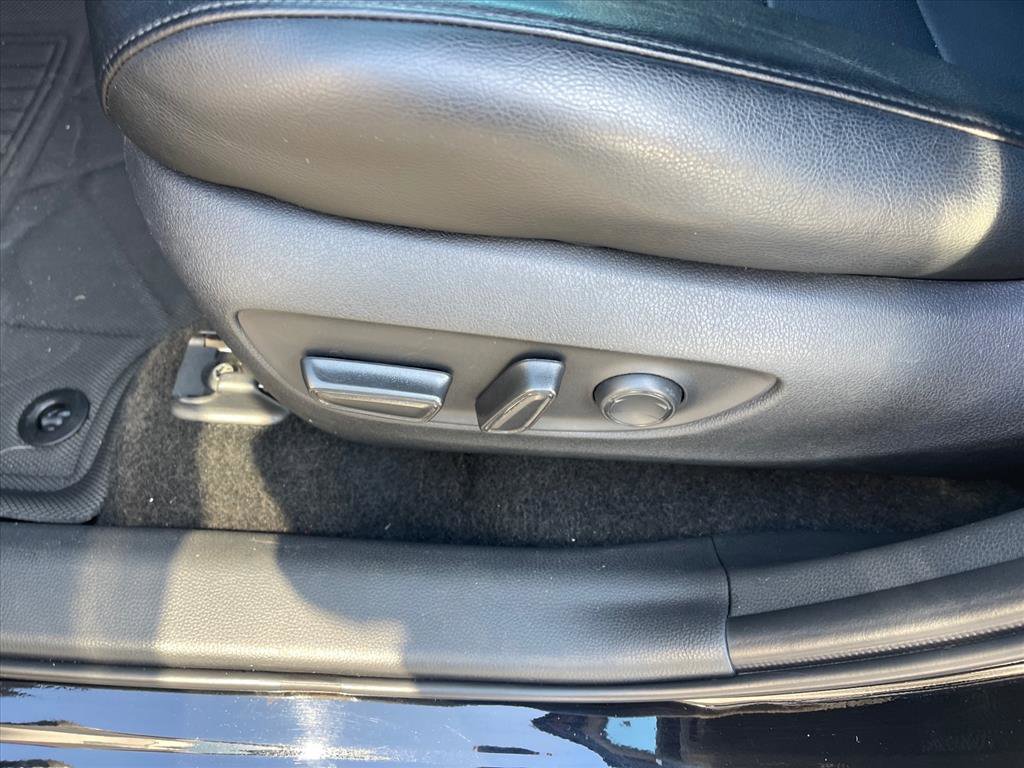 Used 2024 Toyota RAV4 XLE image 9