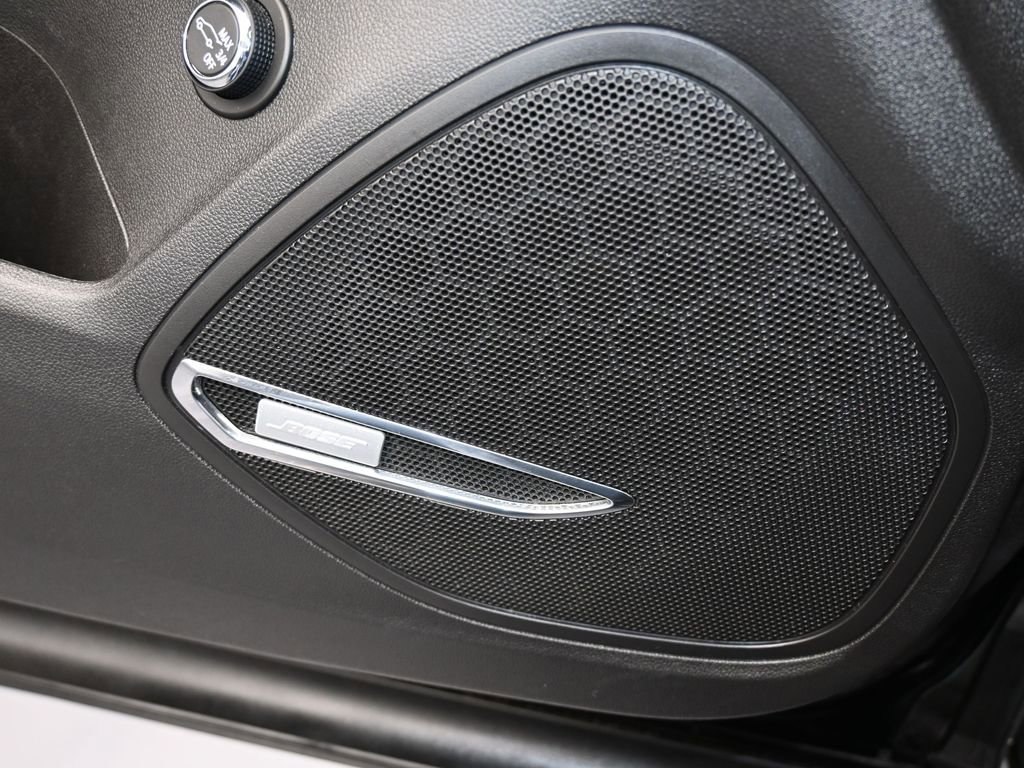 Used 2023 Buick Envision Essence w/ Technology Package I image 16