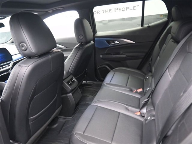 New 2025 Chevrolet Equinox EV LT image 9