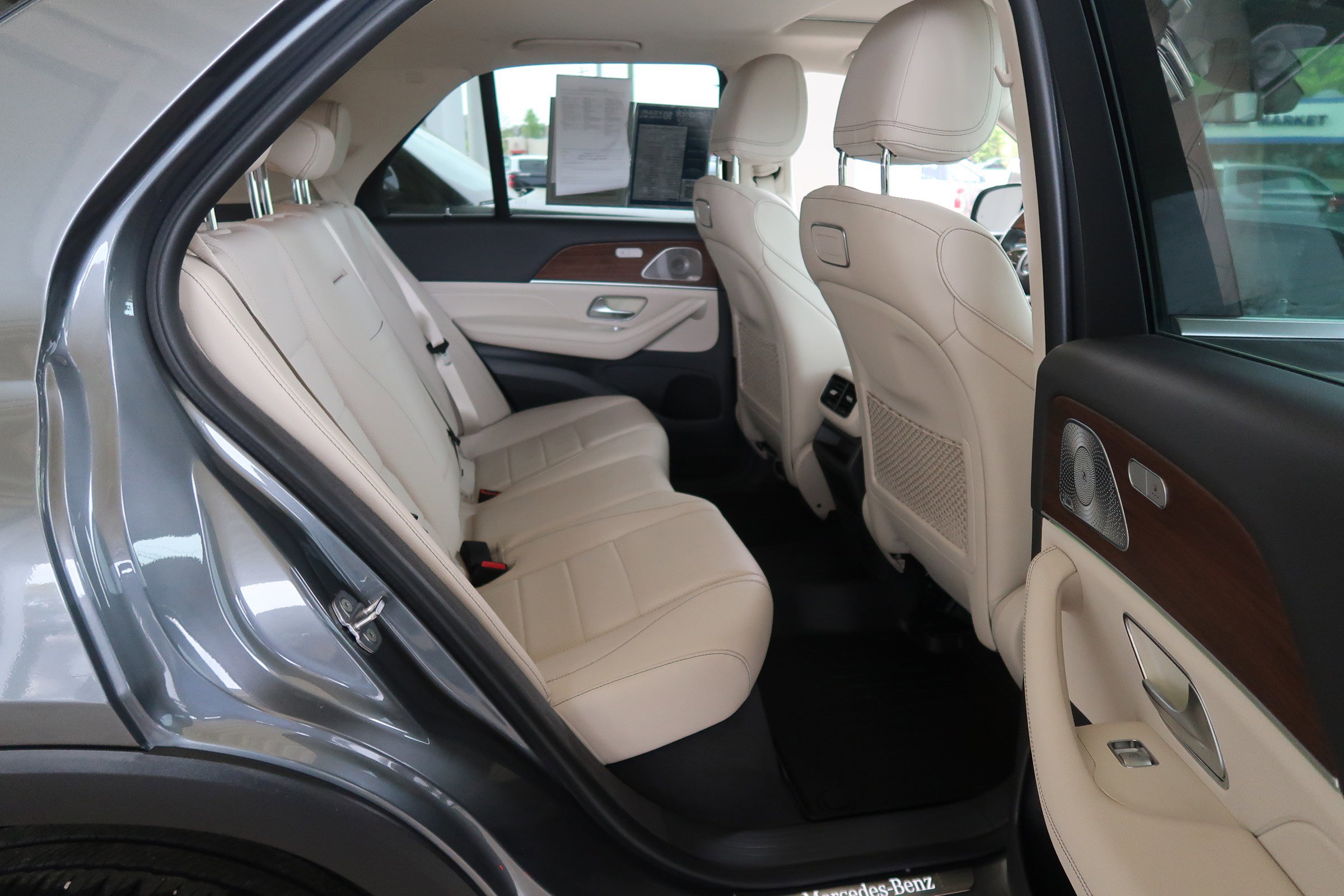 Used 2020 Mercedes-Benz GLE 450 4MATIC image 37