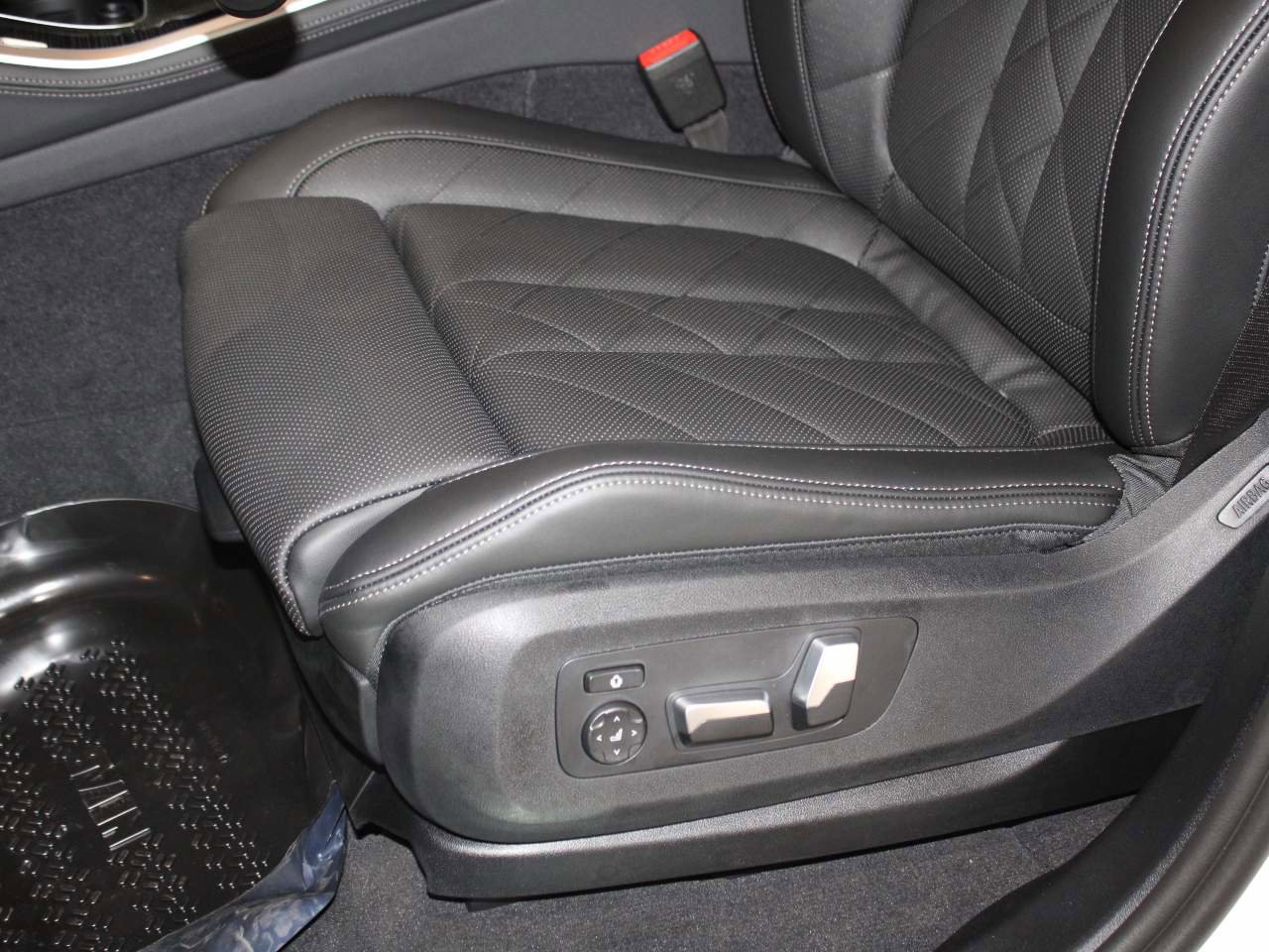 Certified 2026 BMW X5 xDrive40i AWD/4WD image 13