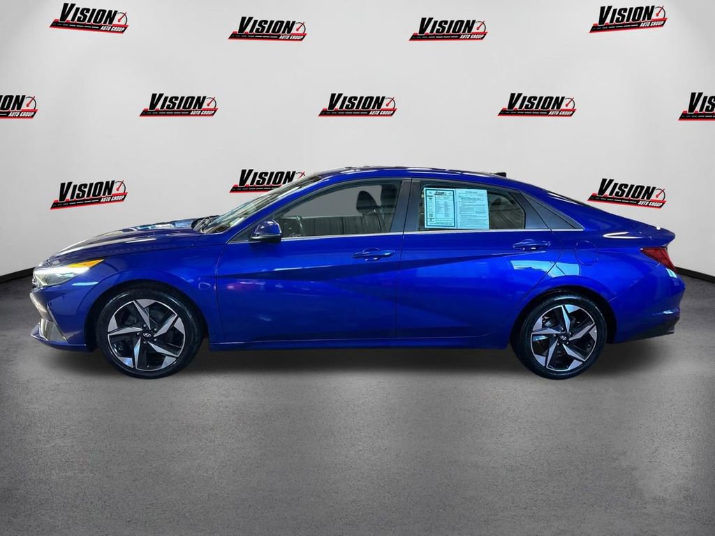 Used 2021 Hyundai Elantra Limited image 8