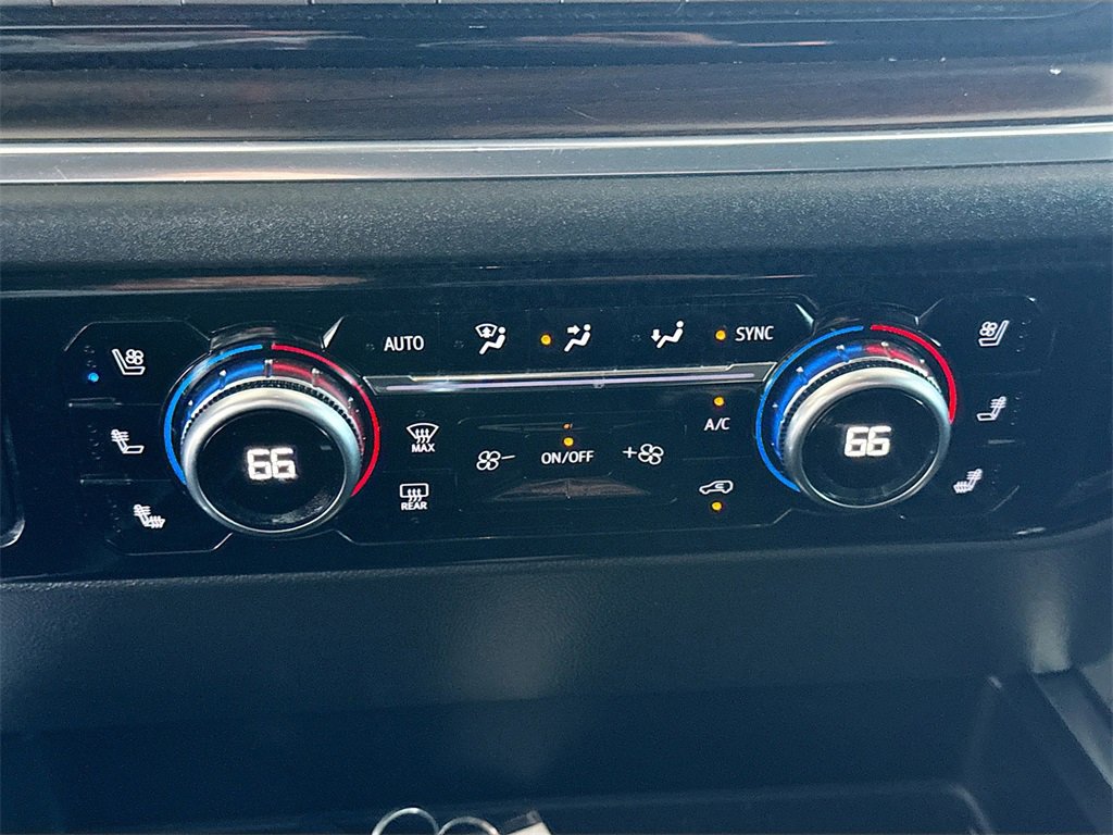 Used 2023 GMC Sierra 1500 SLT image 16