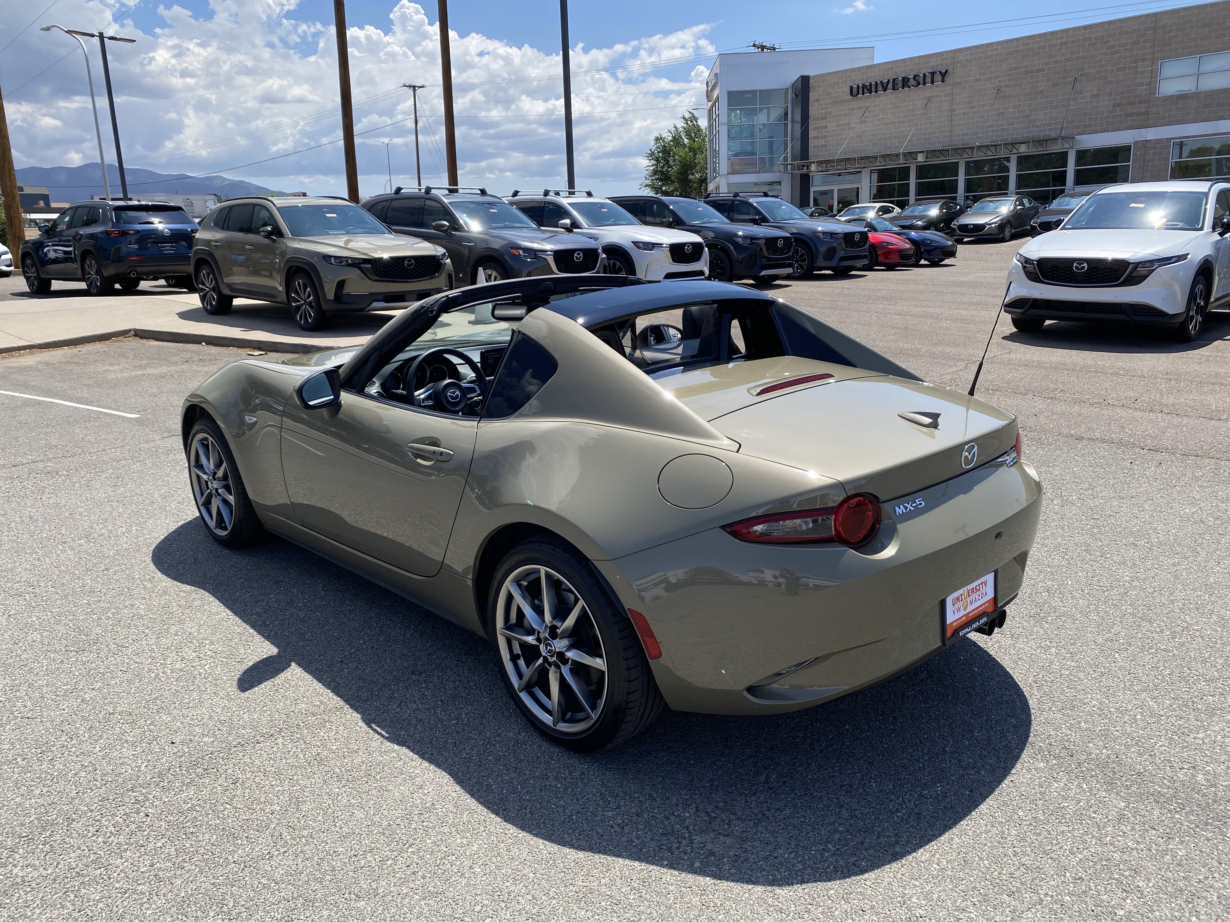 Used 2023 MAZDA MX-5 Miata Grand Touring RWD image 46