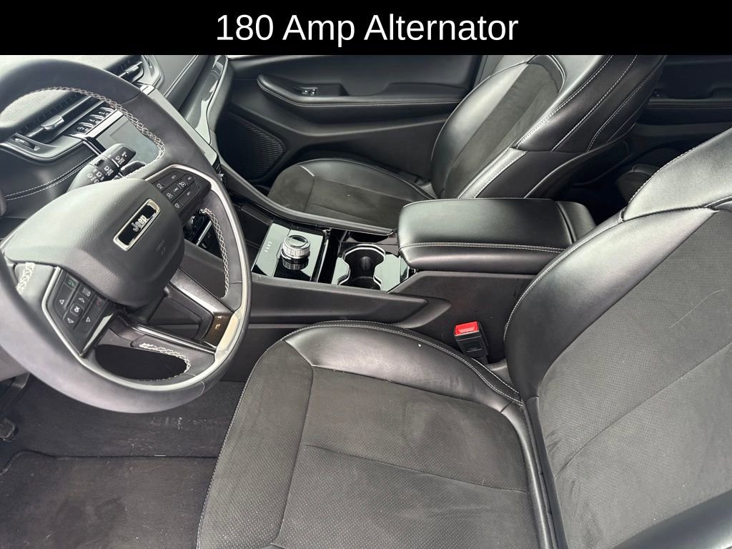 Used 2023 Jeep Grand Cherokee L Altitude image 11