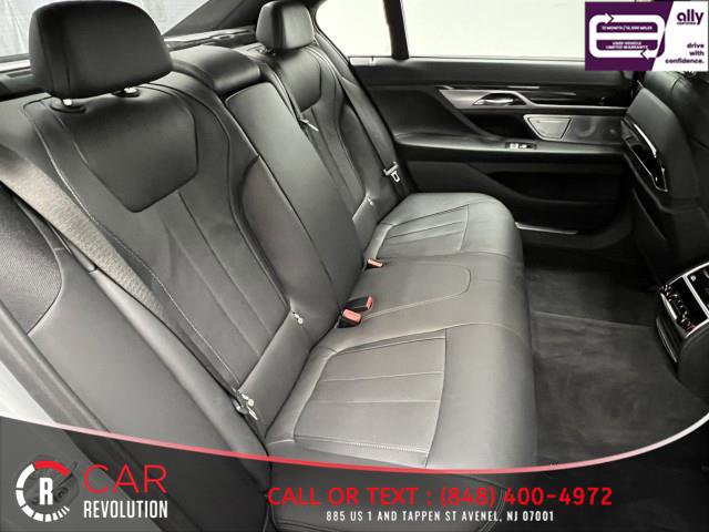 Used 2020 BMW 750i xDrive w/ Executive Package AWD/4WD image 53