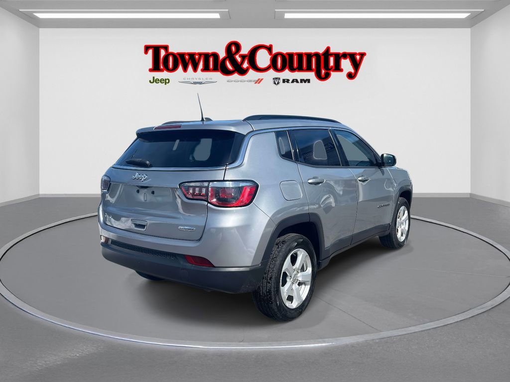 Certified 2019 Jeep Compass Latitude image 5