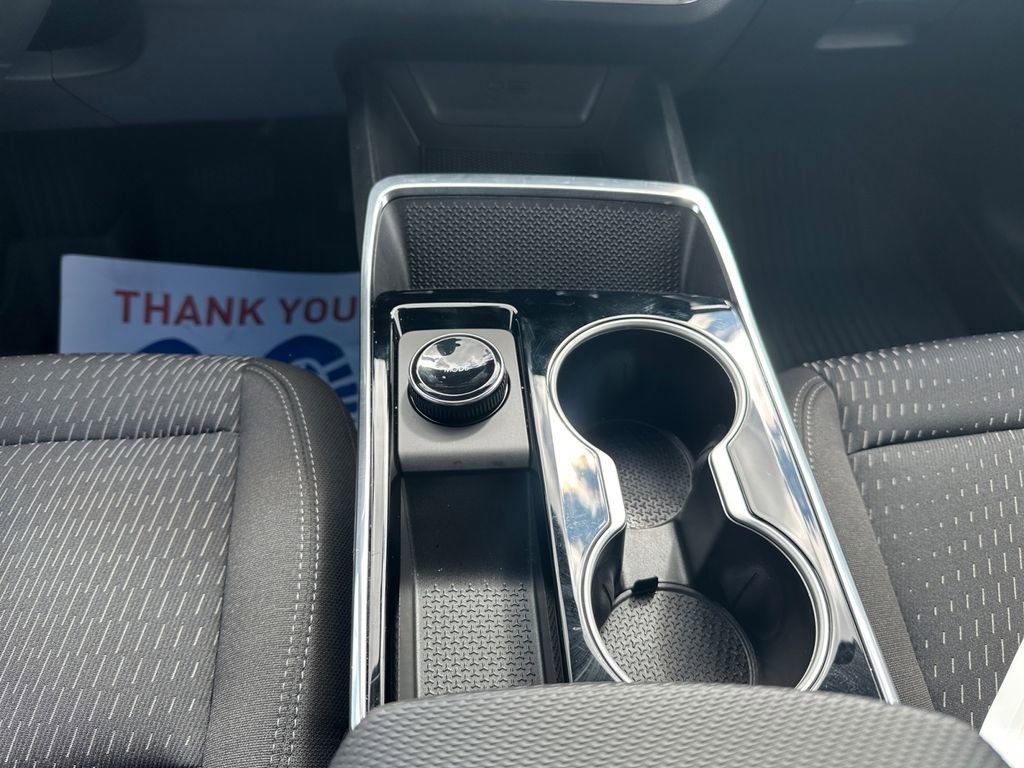 Used 2026 Chevrolet Equinox LT image 11