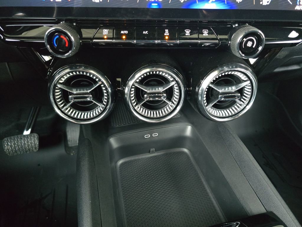 New 2026 Chevrolet Blazer EV LT AWD/4WD image 17