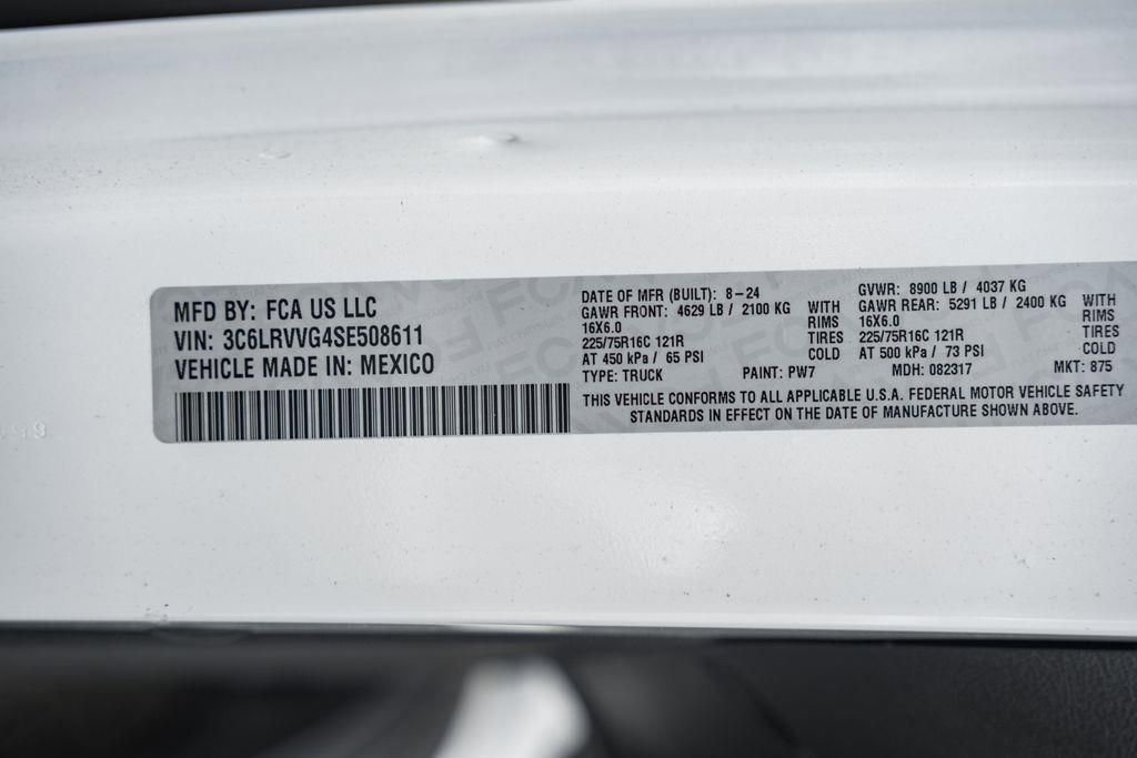 New 2025 RAM ProMaster 2500 w/ Quick Order Package 22G SLT image 36