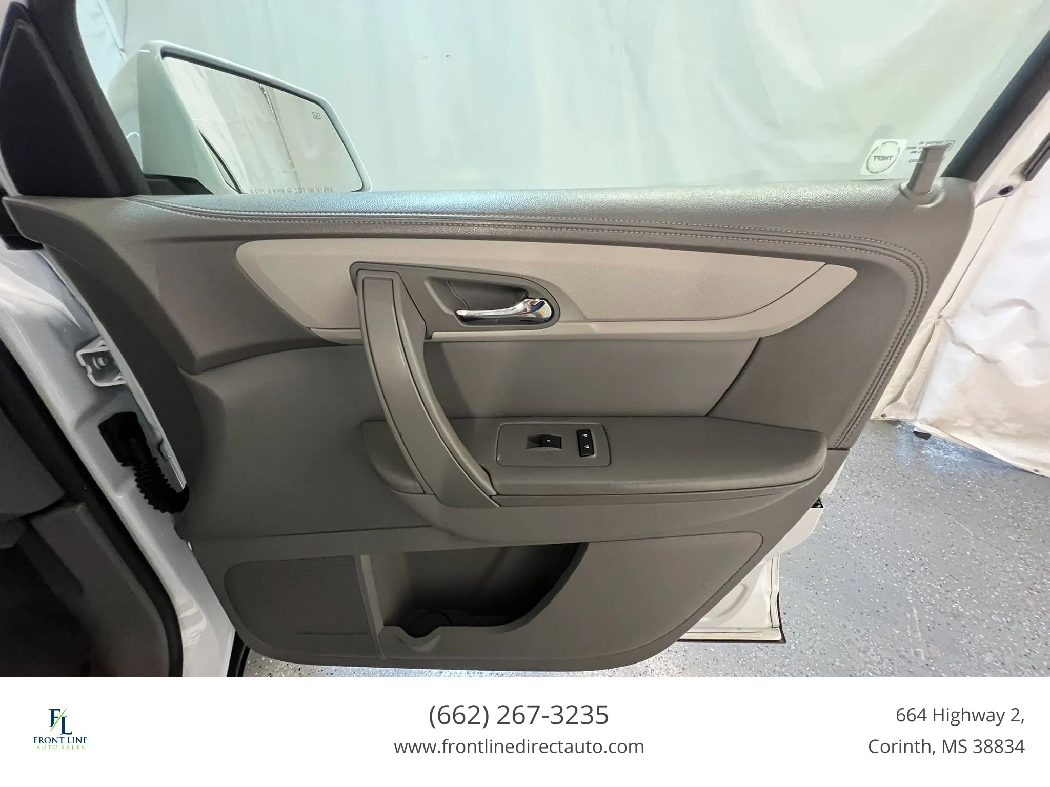 Used 2016 Chevrolet Traverse LT FWD image 19