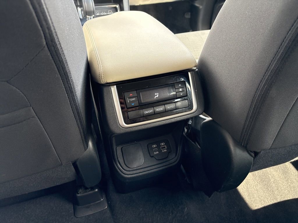Certified 2023 Subaru Ascent Premium w/ Convenience Package image 21