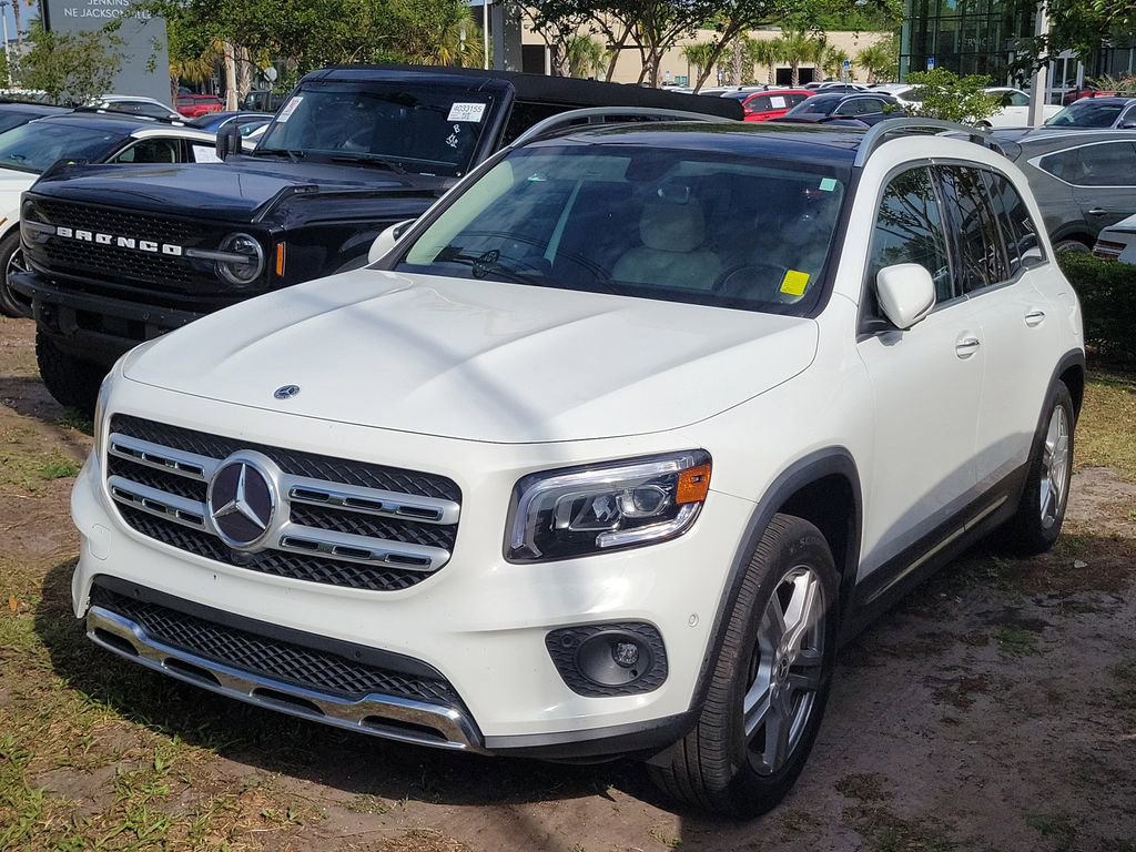 Used 2021 Mercedes-Benz GLB 250 image 4