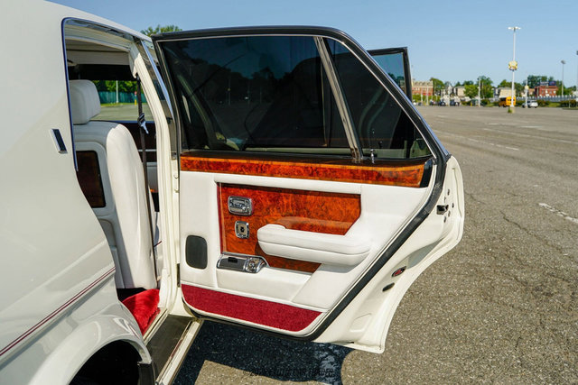 Used 1989 Rolls-Royce Silver Spirit image 46