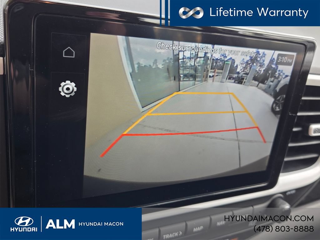 New 2025 Hyundai Venue Limited FWD image 20