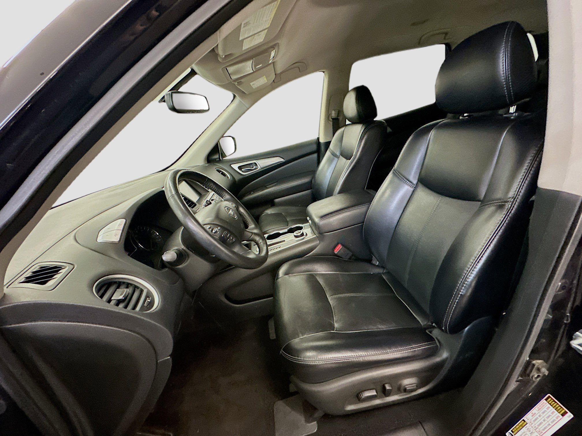 Used 2020 Nissan Pathfinder SL AWD/4WD image 13