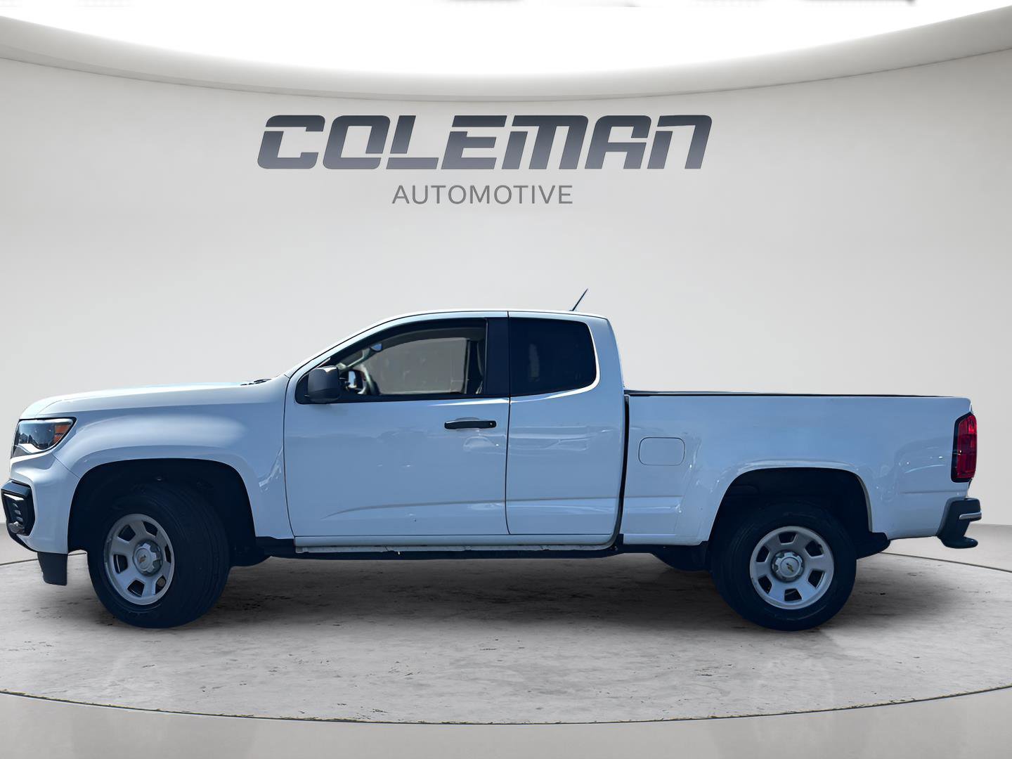 Used 2022 Chevrolet Colorado W/T image 2