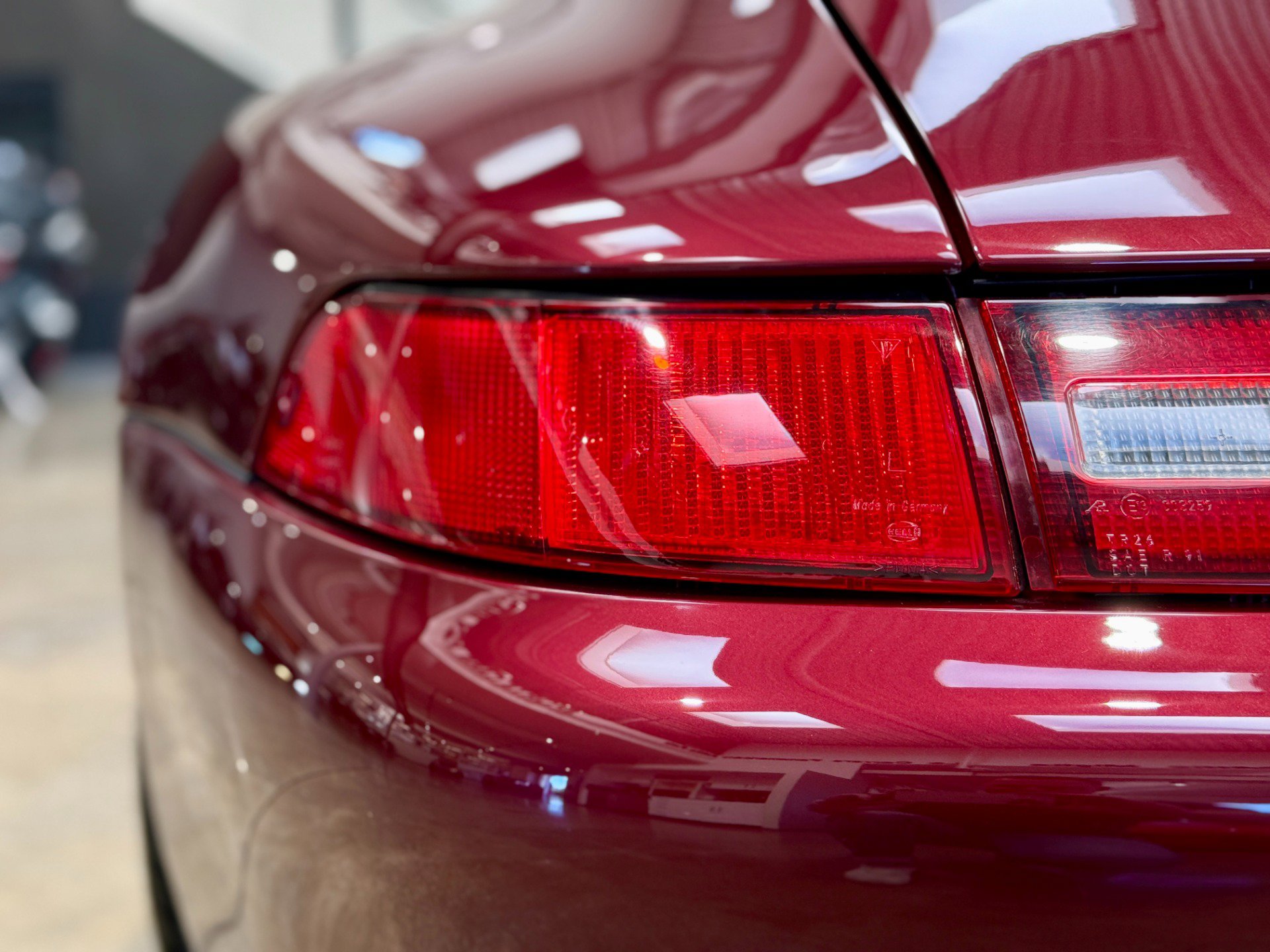 Used 1998 Porsche 911 Carrera S image 57