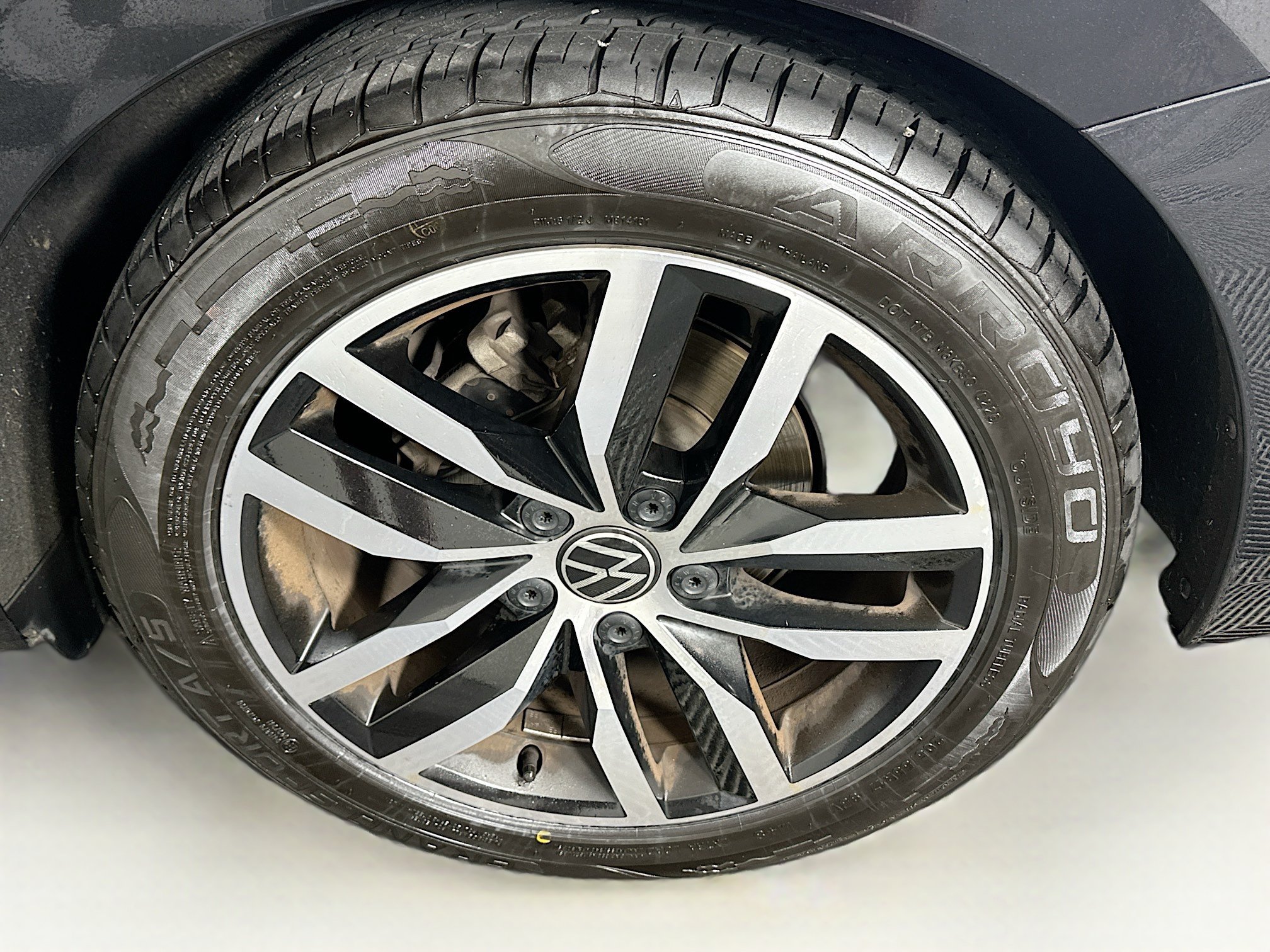 Used 2025 Volkswagen Jetta SE FWD image 11