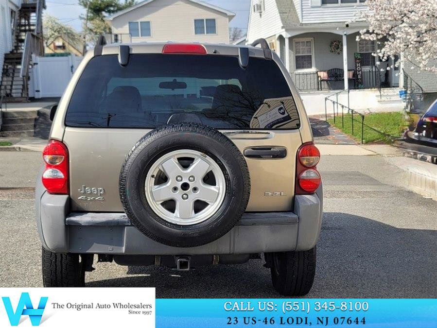 Used 2005 Jeep Liberty Sport image 4