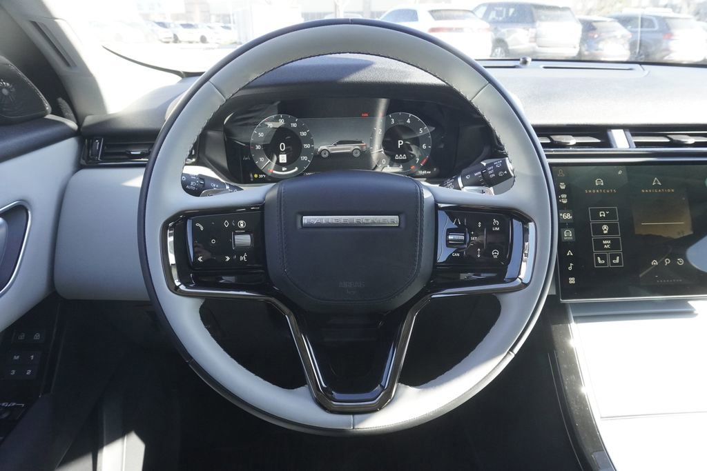 Used 2025 Land Rover Range Rover Velar S image 10