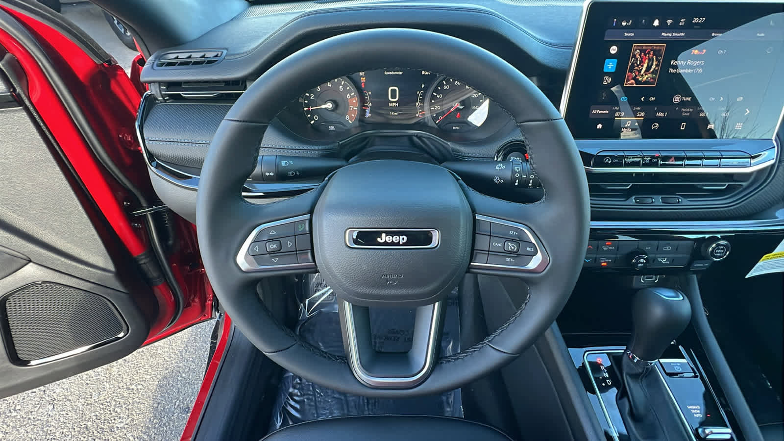 New 2026 Jeep Compass Latitude image 18