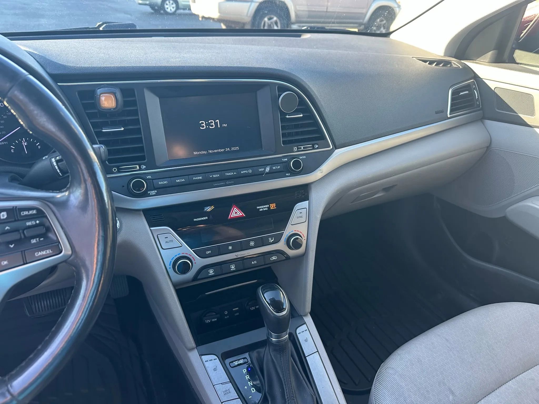Used 2018 Hyundai Elantra Value Edition FWD image 15