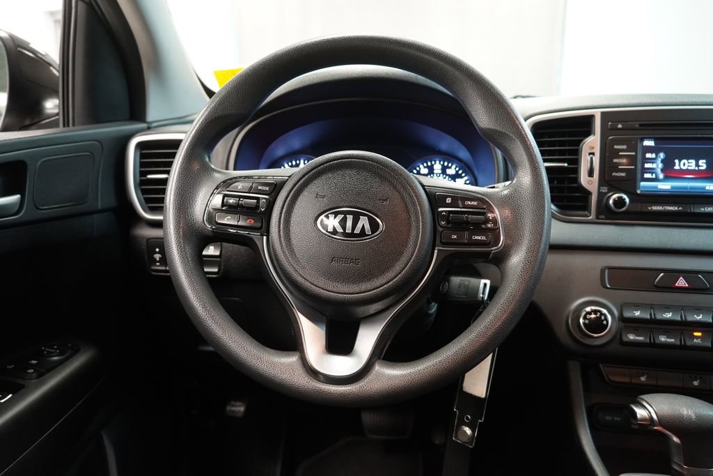 Used 2017 Kia Sportage LX w/ LX Popular Package image 17