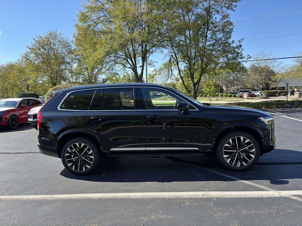 New 2026 Volvo XC90 B6 Plus w/ Protection Package Premier image 8
