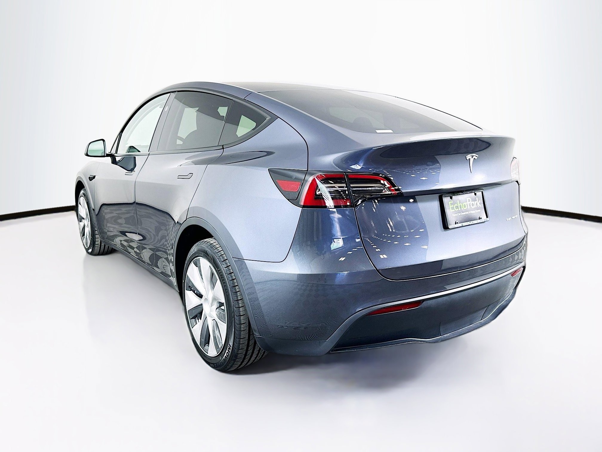 Used 2023 Tesla Model Y Long Range image 5
