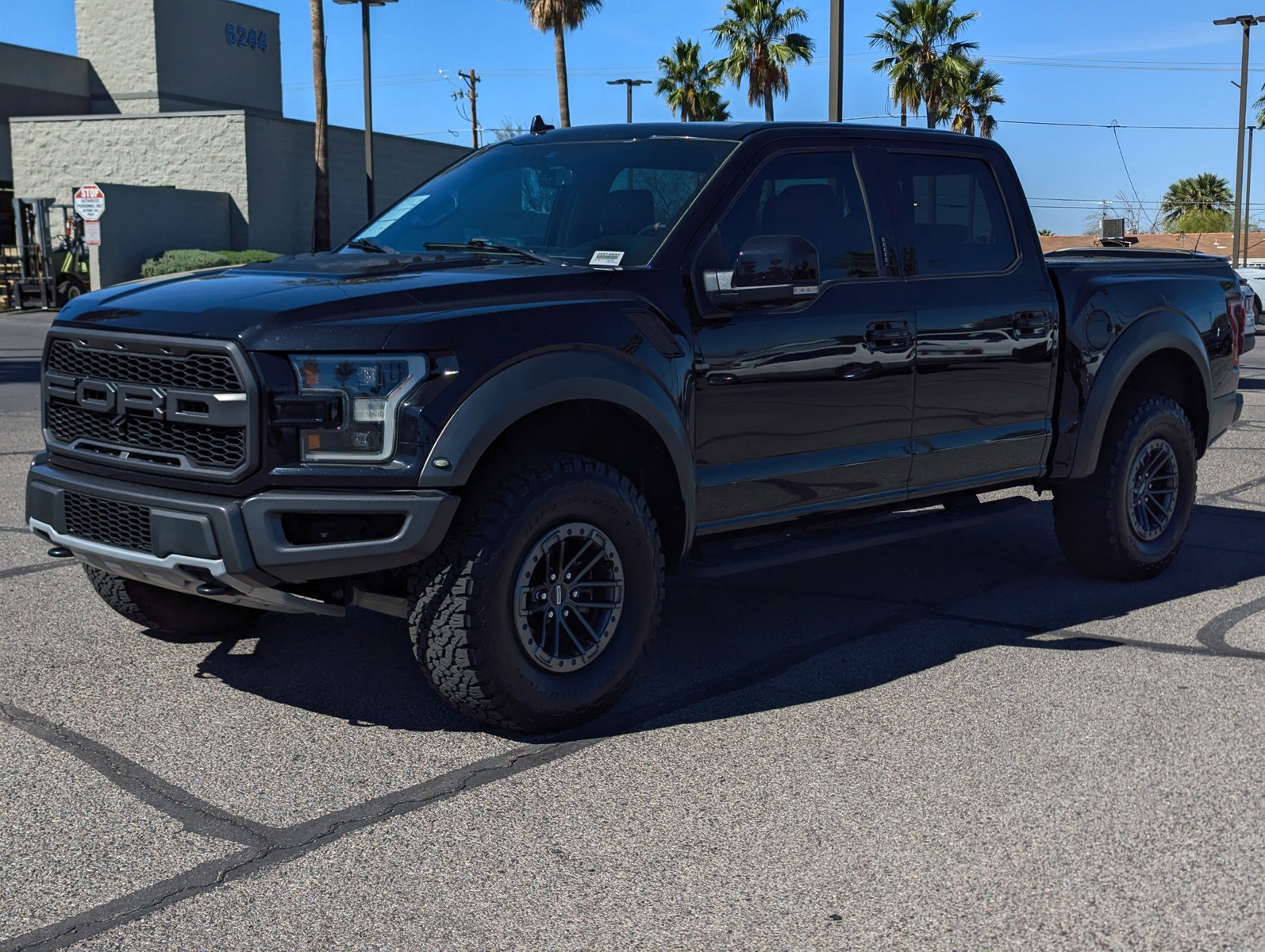 Certified 2020 Ford F150 Raptor w/ Equipment Group 802A Luxury AWD/4WD image 5