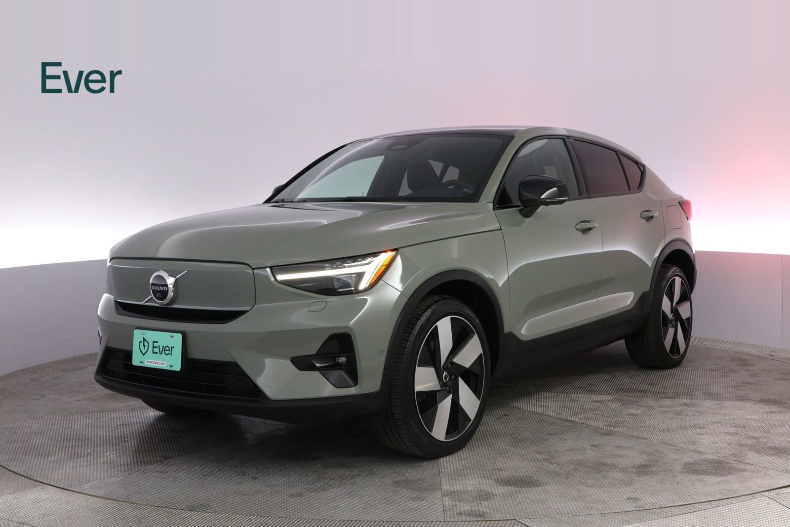 Used 2023 Volvo C40 P8 Recharge Ultimate image 2