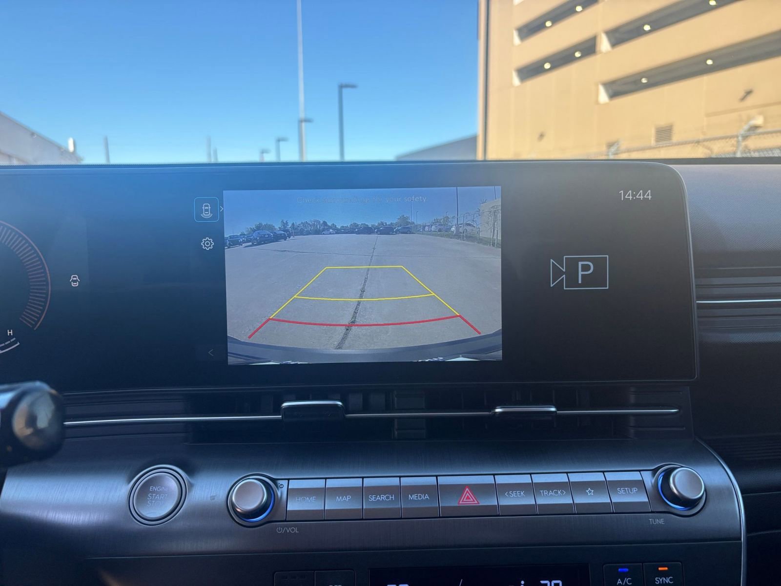 Used 2025 Hyundai Kona SEL image 17