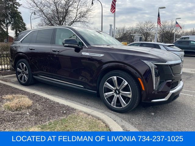 Used 2025 Cadillac Escalade IQ Luxury 1 w/ Smart Trailering package image 3