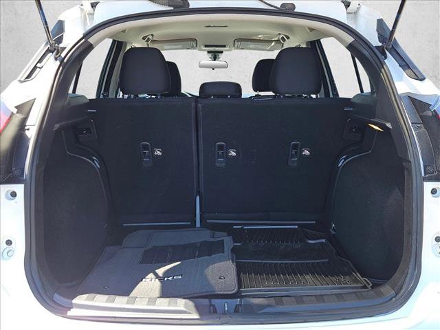 Used 2022 Nissan Kicks SV FWD image 6