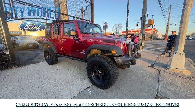 Used 2012 Jeep Wrangler Unlimited Rubicon w/ Connectivity Group image 7