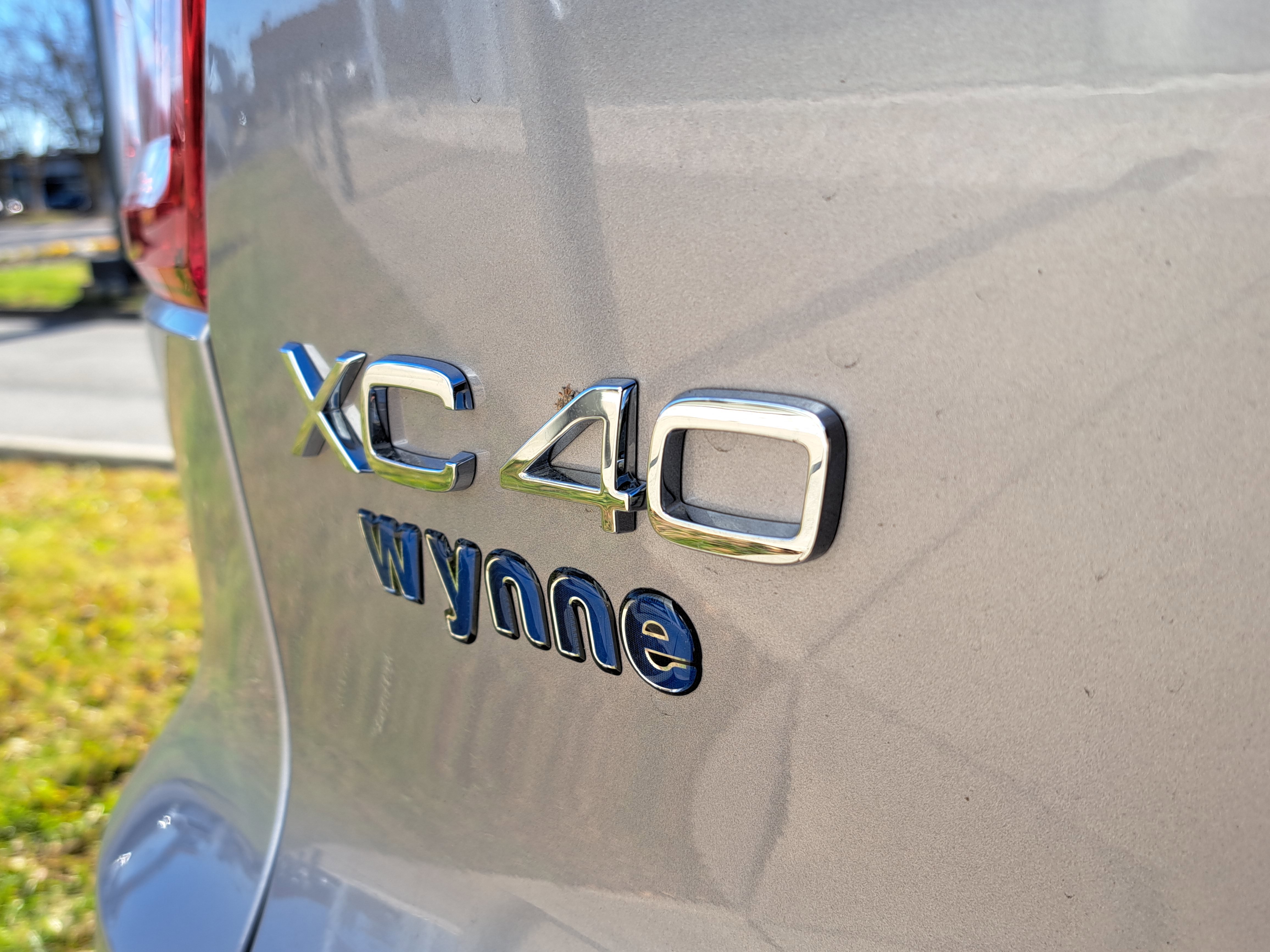 New 2026 Volvo XC40 B5 Plus w/ Protection Package Premier image 8