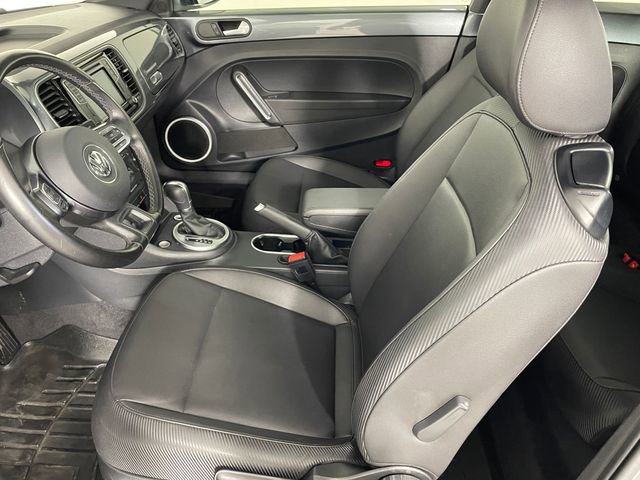 Used 2016 Volkswagen Beetle 1.8T SE FWD image 2
