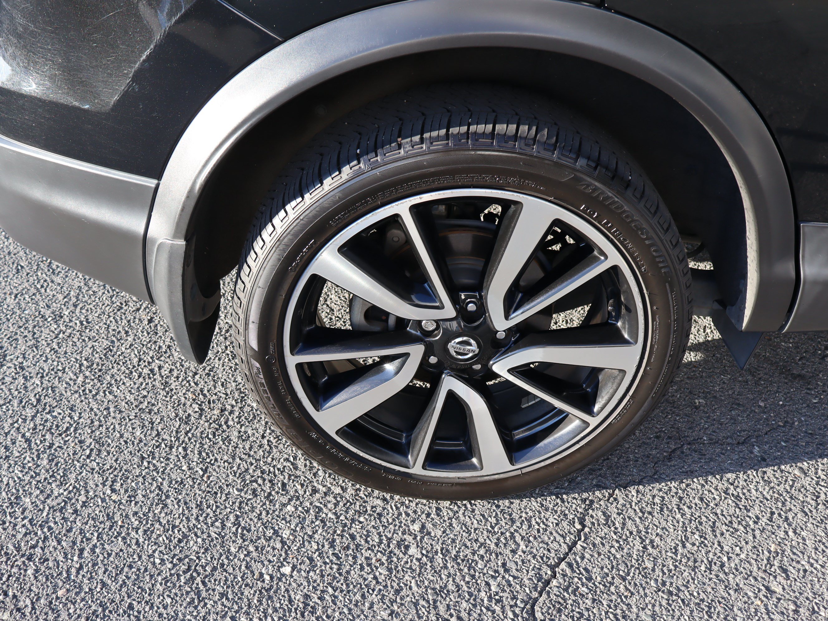 Used 2019 Nissan Rogue Sport SL FWD image 39