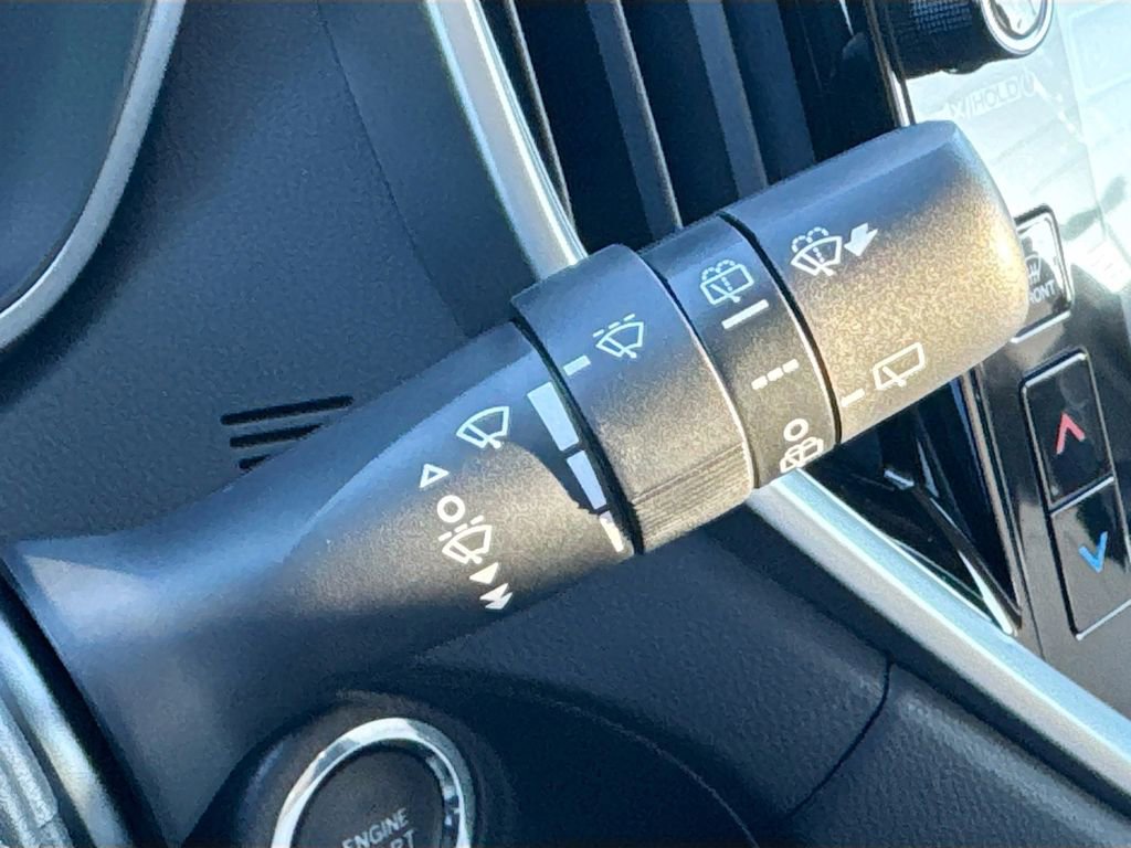 Certified 2025 Subaru Ascent Limited image 17