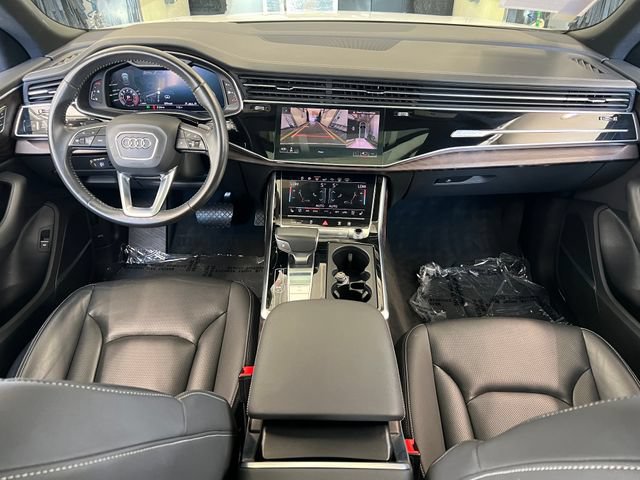 Used 2019 Audi Q8 Prestige AWD/4WD image 42