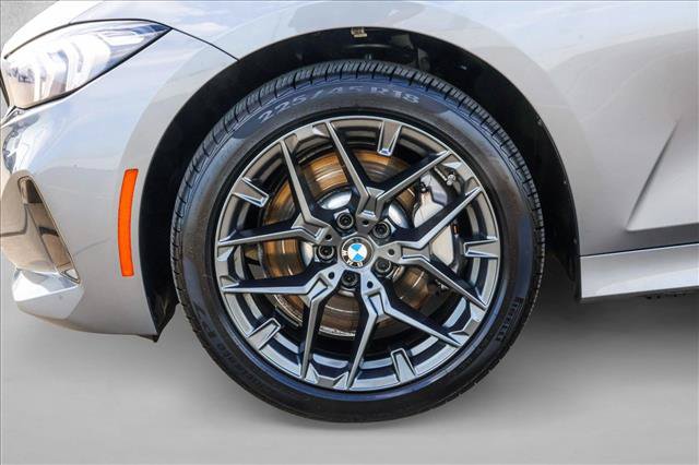 Used 2026 BMW 330i xDrive Sedan AWD/4WD image 9