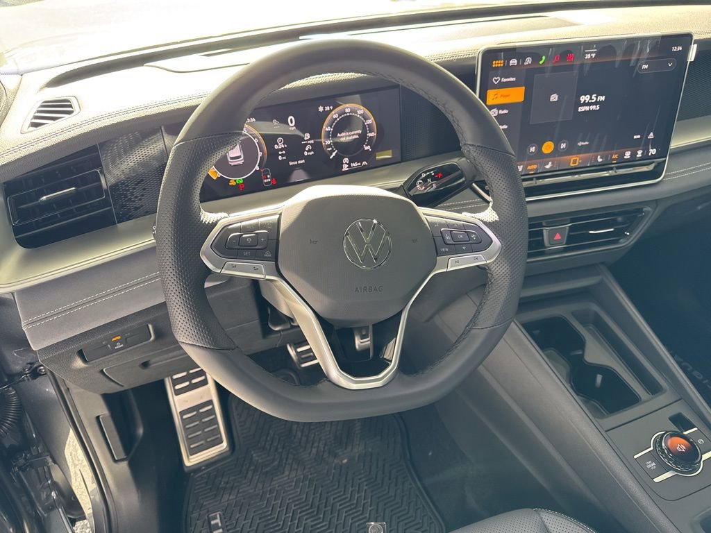 New 2026 Volkswagen Tiguan SE R-Line AWD/4WD image 39